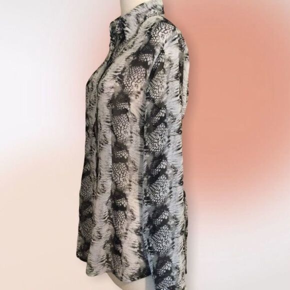 Cabi Semi Sheer Tunic Length‎ Snakeskin Print Blouse S - Picture 6 of 11